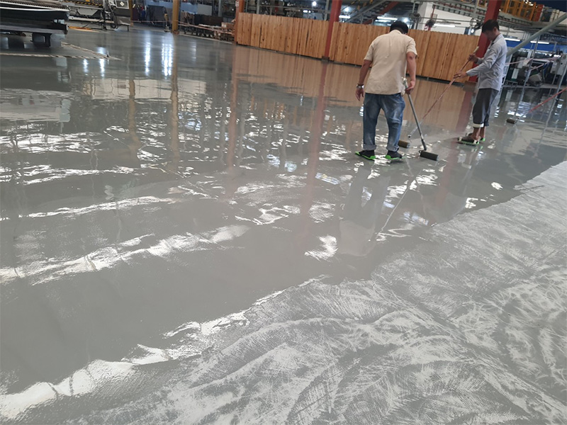 Đội ngũ nhân viên của DCA - SƠN EPOXY HẢI PHÒNG được đào tạo bài bản, có nhiều năm kinh nghiệm trong thi công sơn epoxy.